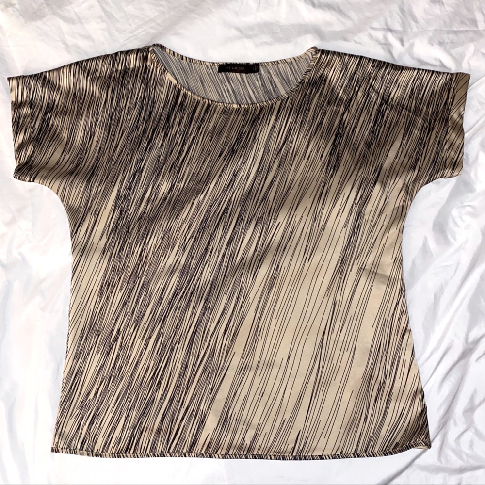 The Limited - Short sleeve blouse top Sz L